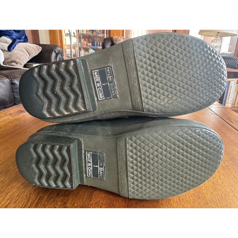 L.L. Bean Wellie Rain Boots Kids Size 1 Green Rubber Wellies - Picture 8 of 9